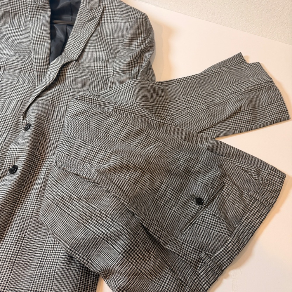 Express Extra Slim Men Suit Set Plaided Pants size 32x30 Blazer size 42